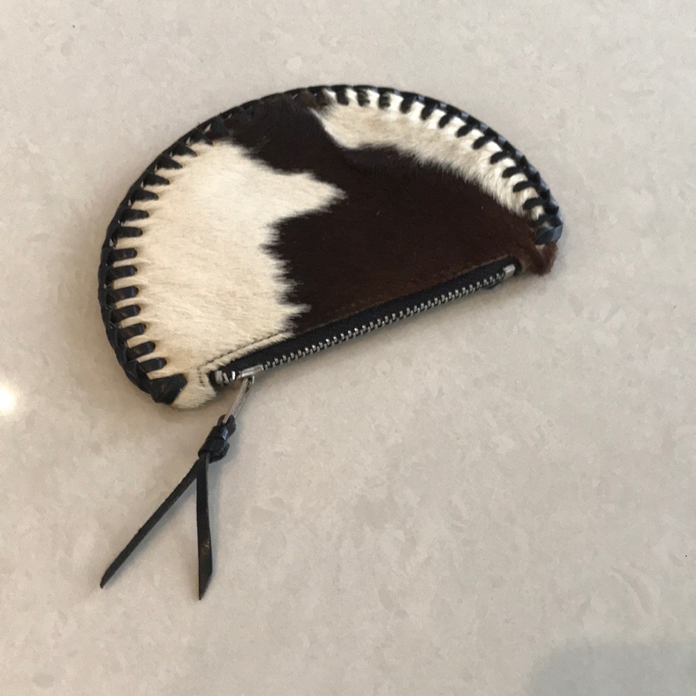 Cow Skin Leather Embroidered Coin Purse